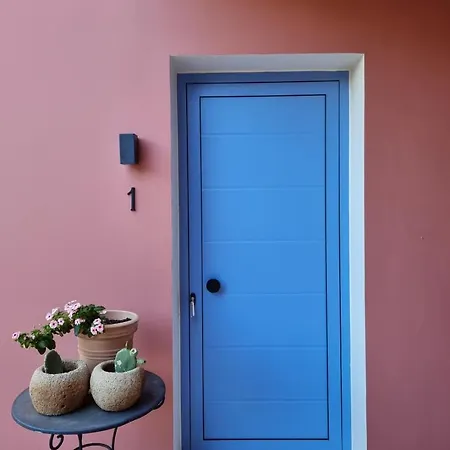 Julietta Aparthotel