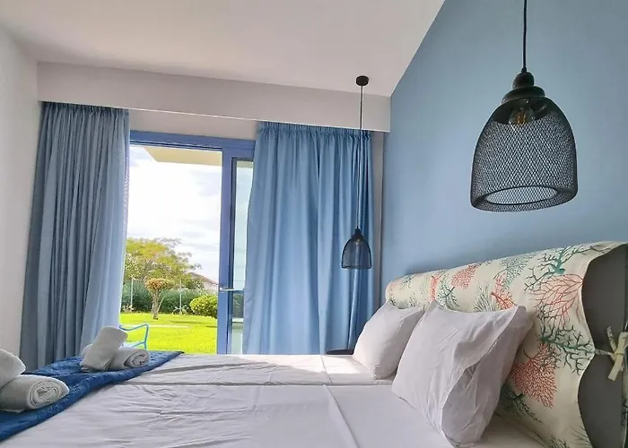 Julietta Aparthotel 4*